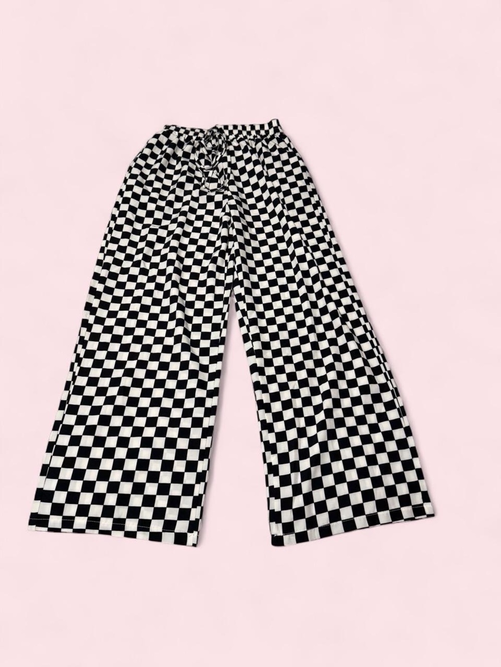 Boutique Women’s Black and White Checkerboard Wide-Leg Pants